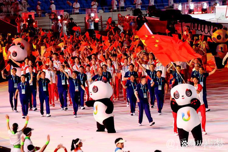 火炬传递“四城接力 三地共庆” 火炬传递“四城接力 三地共庆”